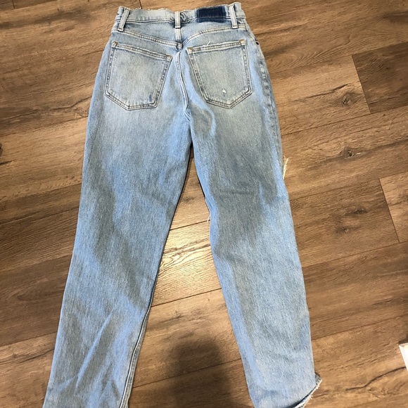 Abercrombie 90s Straight Ultra High Rise - Picture 4 of 4